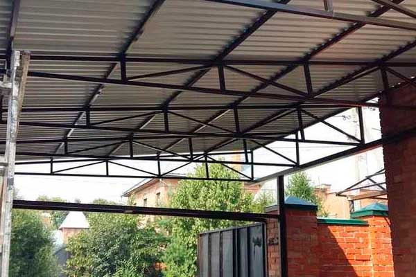Навесы из профильной трубы