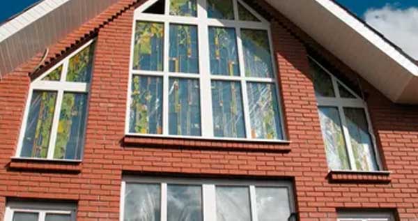 Пластиковые окна в коттедж